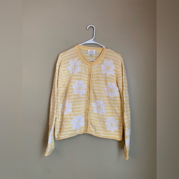 Christopher & Banks Hand Embroidered Flowers Knit Cardigan Vintage Cottagcore M - Picture 1 of 8